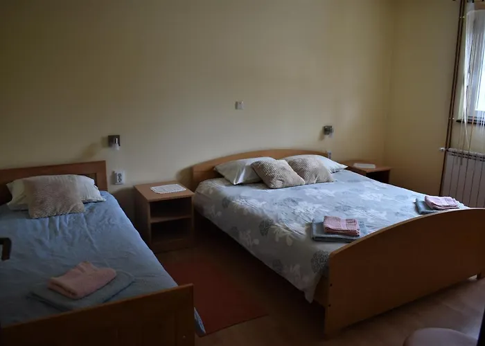 Apartments Sabljak
